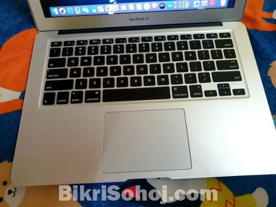 MacBook Air 2017 | 8GB RAM | 256GB SSD | i7 Dual Core – Silv